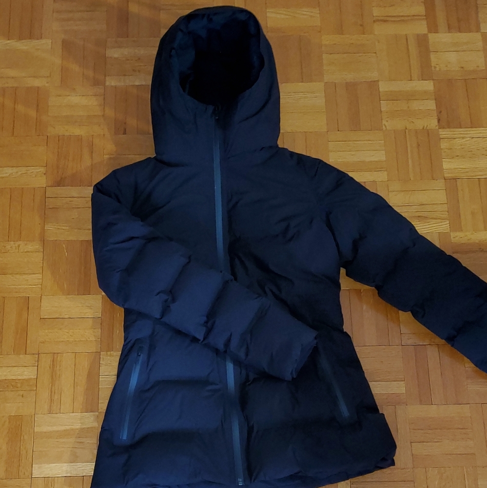 Lululemon coat (8)